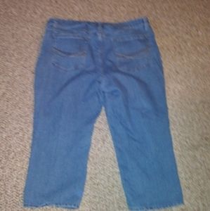 Capri Jeans